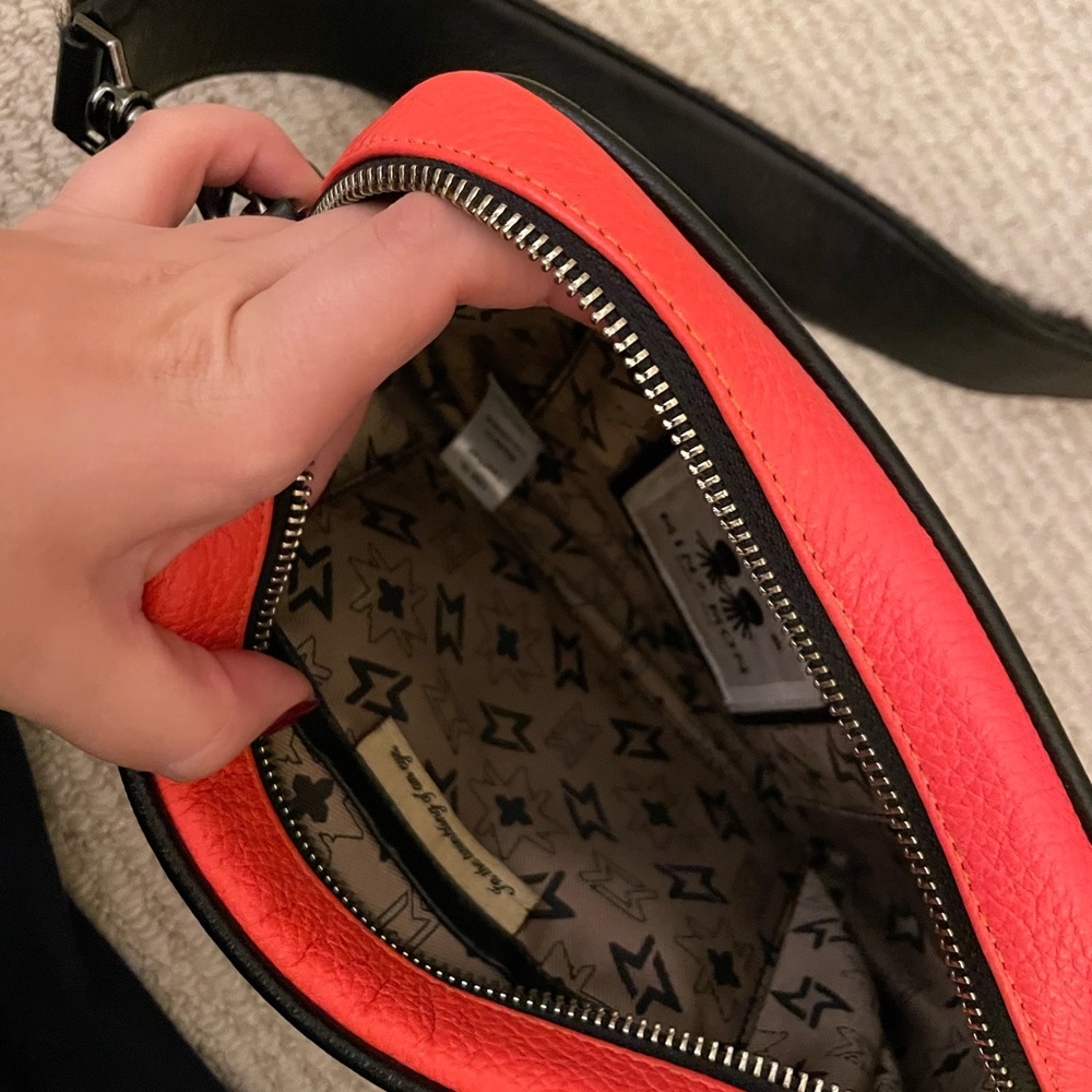 Min and Mon Crossbody